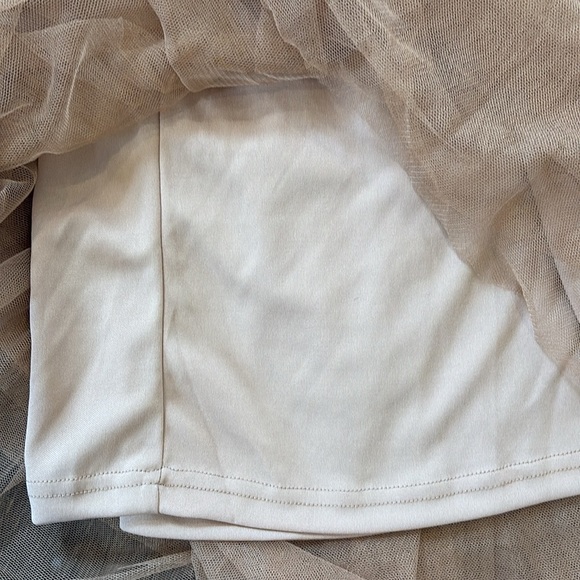 Teen pleated neutral skirt by SHEIN - Picture 3 of 4